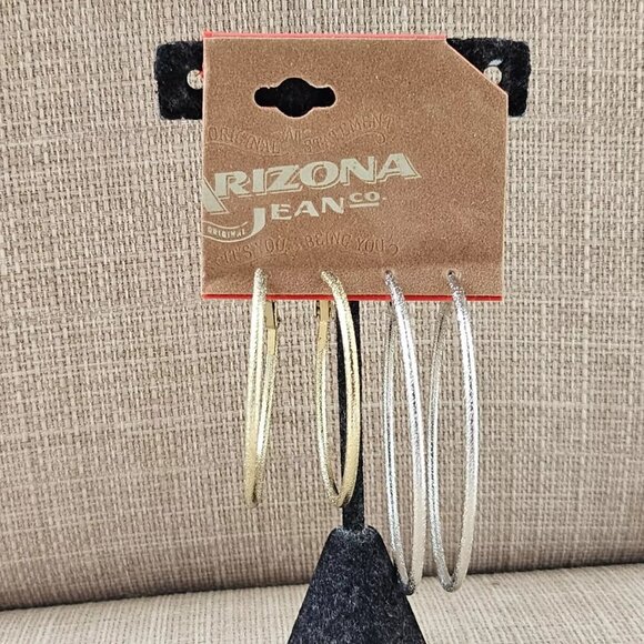 Arizona Jeans Co Women Earrings Set of 2 Hoop Earrings Silver/Gold Tone Jewelry - Picture 5 of 10
